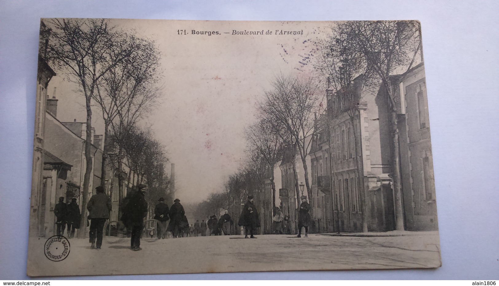 Carte Postale ( N5 ) Ancienne De Bourges , Boulevard De L Arsenal - Bourges