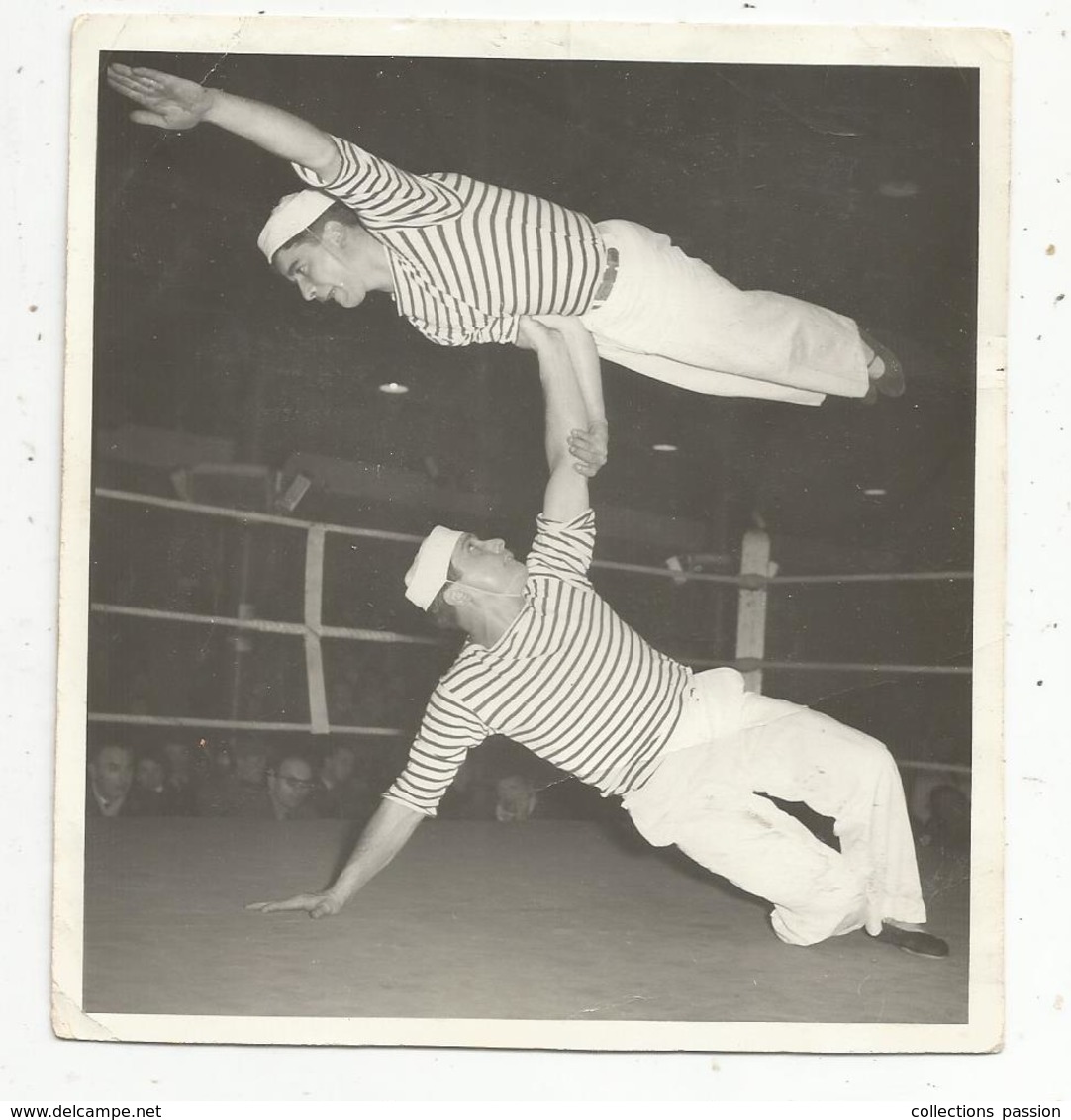 Photographie ,métier Du Cirque , LES FLYPER'S , 120 X 110 Mm , Automobile , Fleming & Cie - Métiers