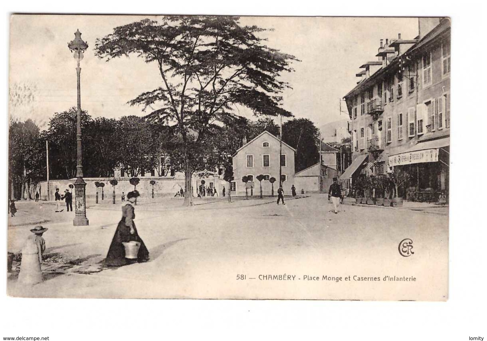 73 Chambery Place Monge Et Casernes D' Infanterie Caserne Cpa Carte Animée - Chambery