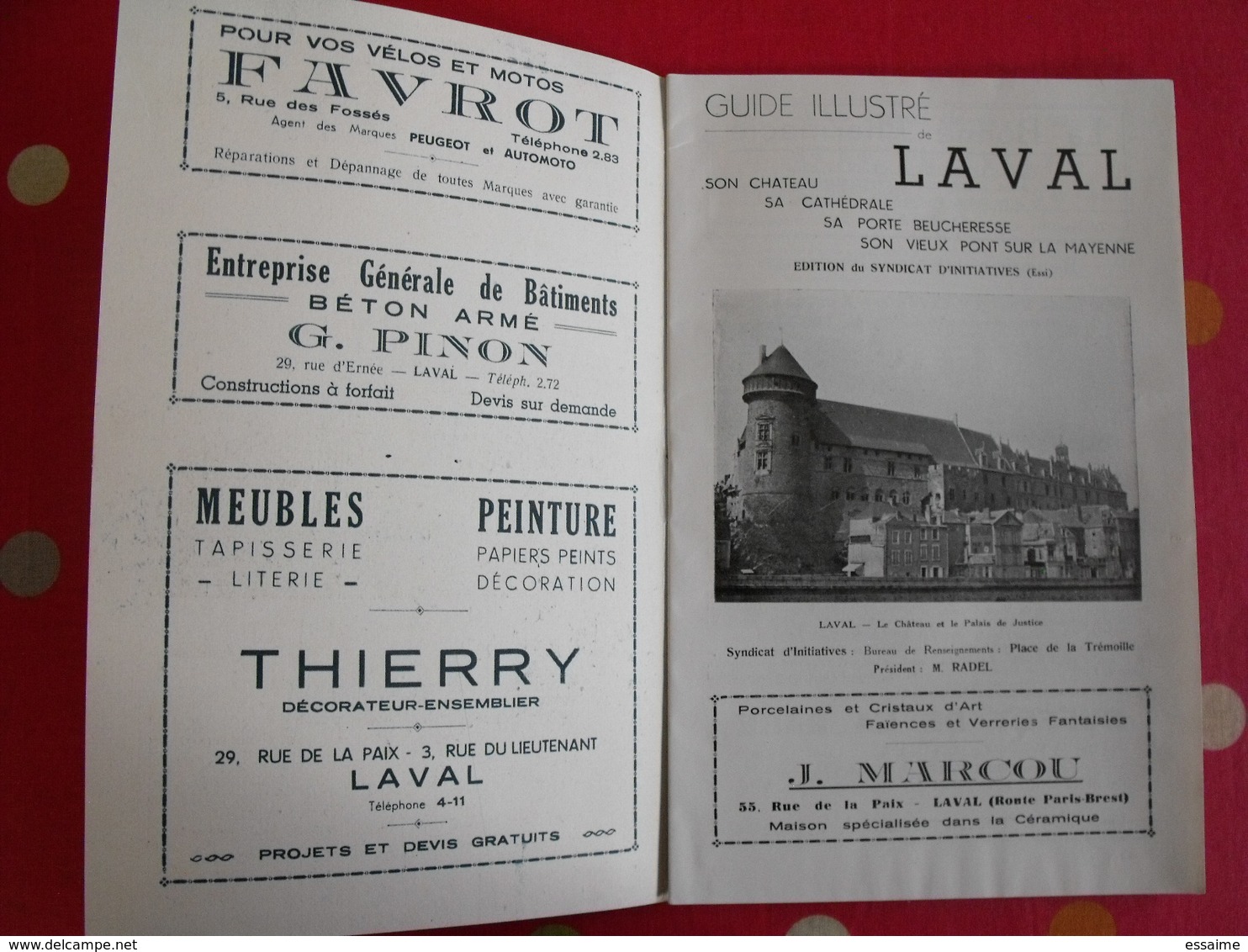 Laval. Guide Officiel Du Syndicat D'initiatives. Vers 1950. Mayenne - Pays De Loire