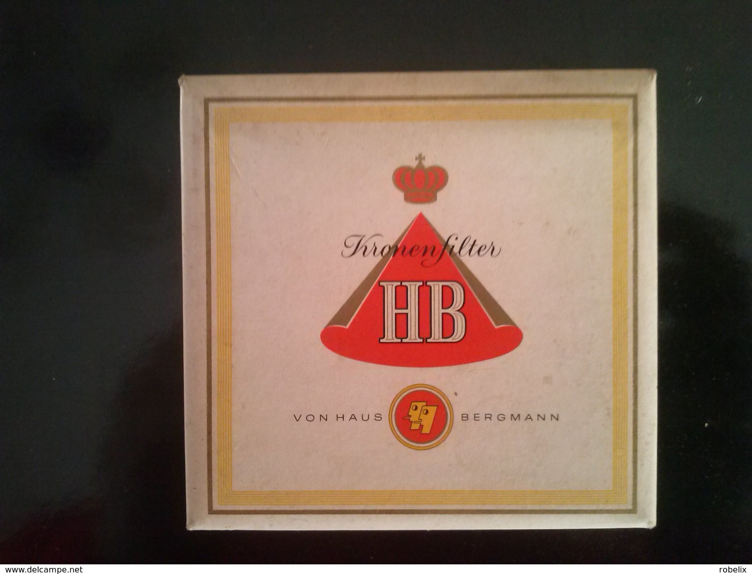 H B - Empty Cigarettes Carton Box - Around (environ) 1970 - Porta Sigarette (vuoti)