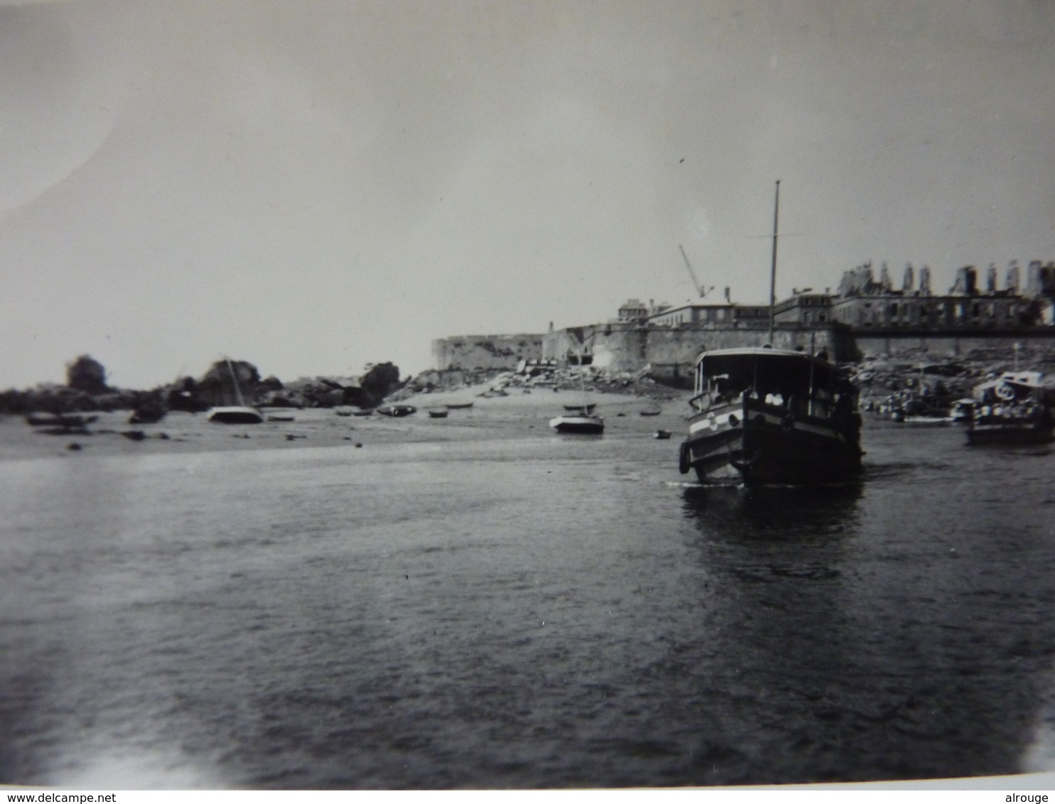 Bateau à St-Malo Sinistré Aout 1947 - Bateaux