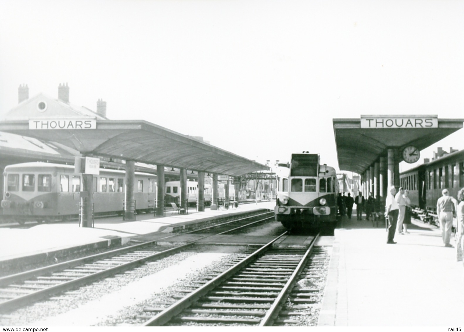 Thouars. Autorail. Cliché Jacques Bazin. 03-10-1959 - Trains