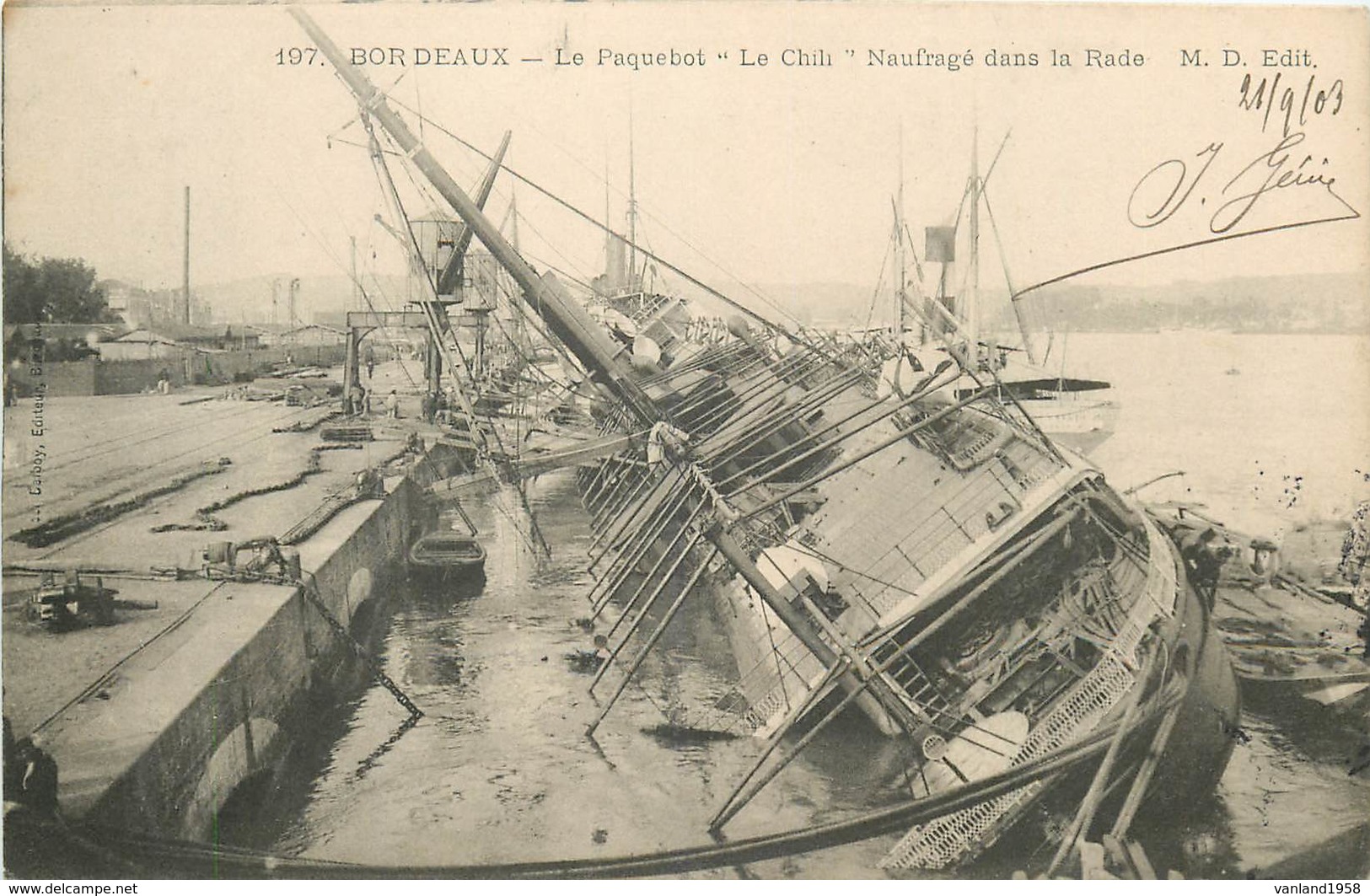 BORDEAUX-le Paquebot "le Chili"*naufragé Dans La Rade - Bordeaux