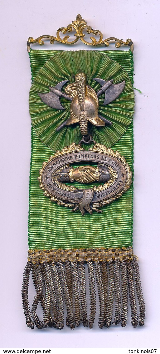 Rare Et Bel Insigne Mutuelle 19e Siècle EX SAPEUR POMPIERS DE PARIS - Brandweer