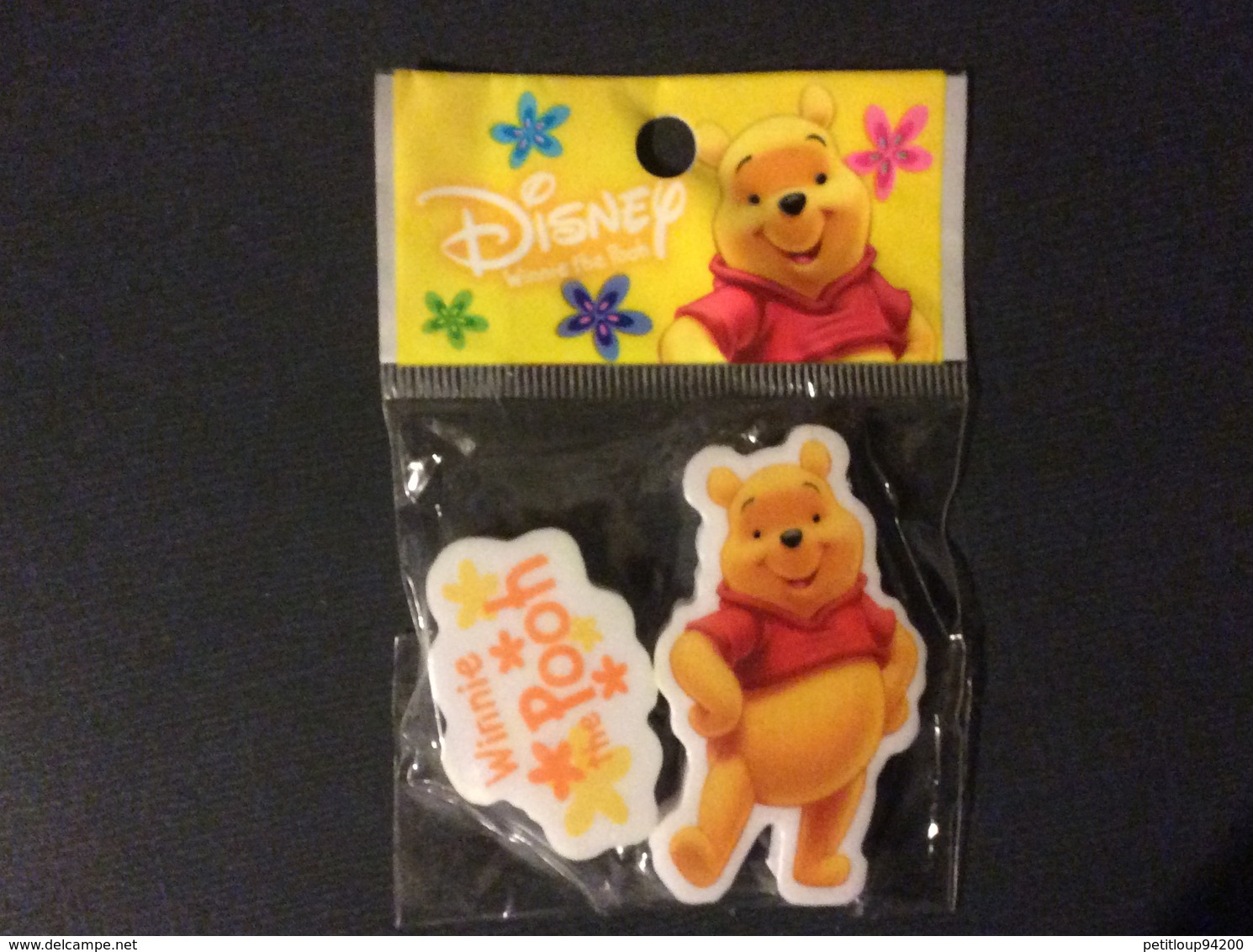 2 GOMMES BLISTER WALT DISNEY  Winnie The Pooh  ERASER - Autres & Non Classés