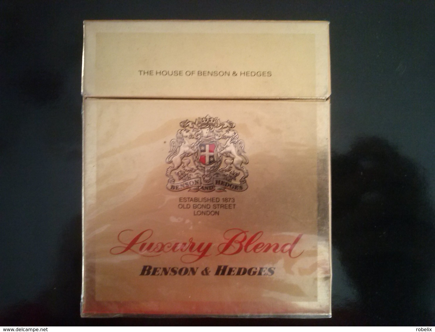 BENSON & HEDGES - Luxury Blend - English Empty Cigarettes Carton Box - Around (environ) 1970 - Etuis à Cigarettes Vides