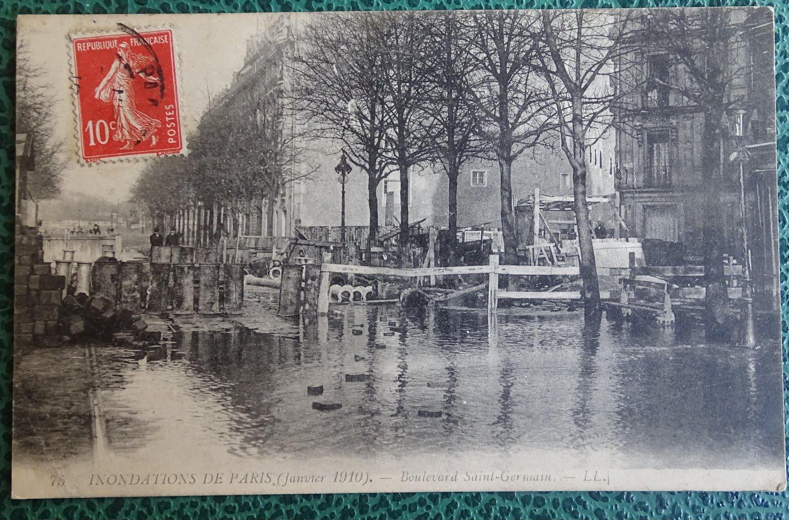 Cpa - 75 - Paris - Inondations De Paris En 1910 - Boulevard Saint Germain - Paris Flood, 1910