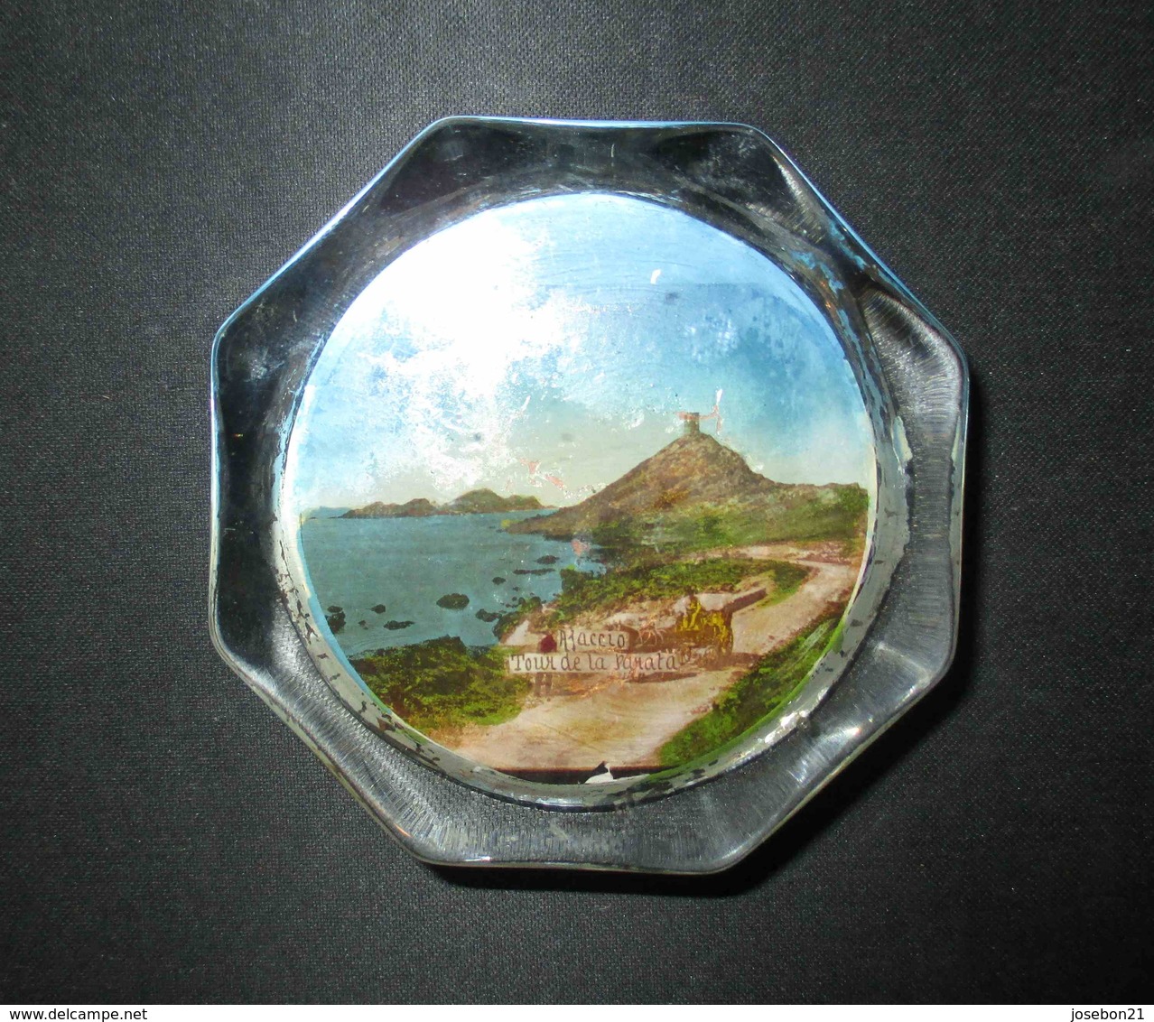 Ancien Presse Papier Octogonal En Verre Souvenir Ajaccio Début Ou Milieu XX ème - Paper-weights