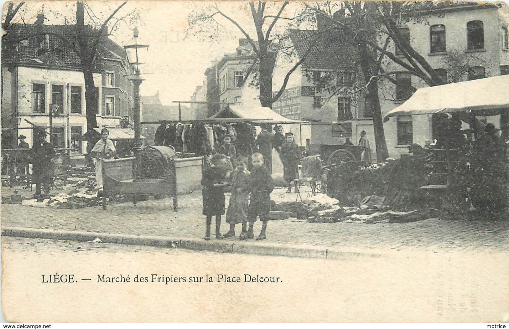 LIEGE - Marché Des Fripiers Sur La Place Delcour. (carte Vendue En L'état) - Liege