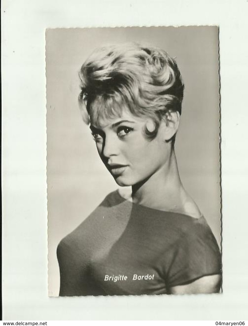 **BRIGITTE   BARDOT-  **- KOLIBRI - Femmes Célèbres