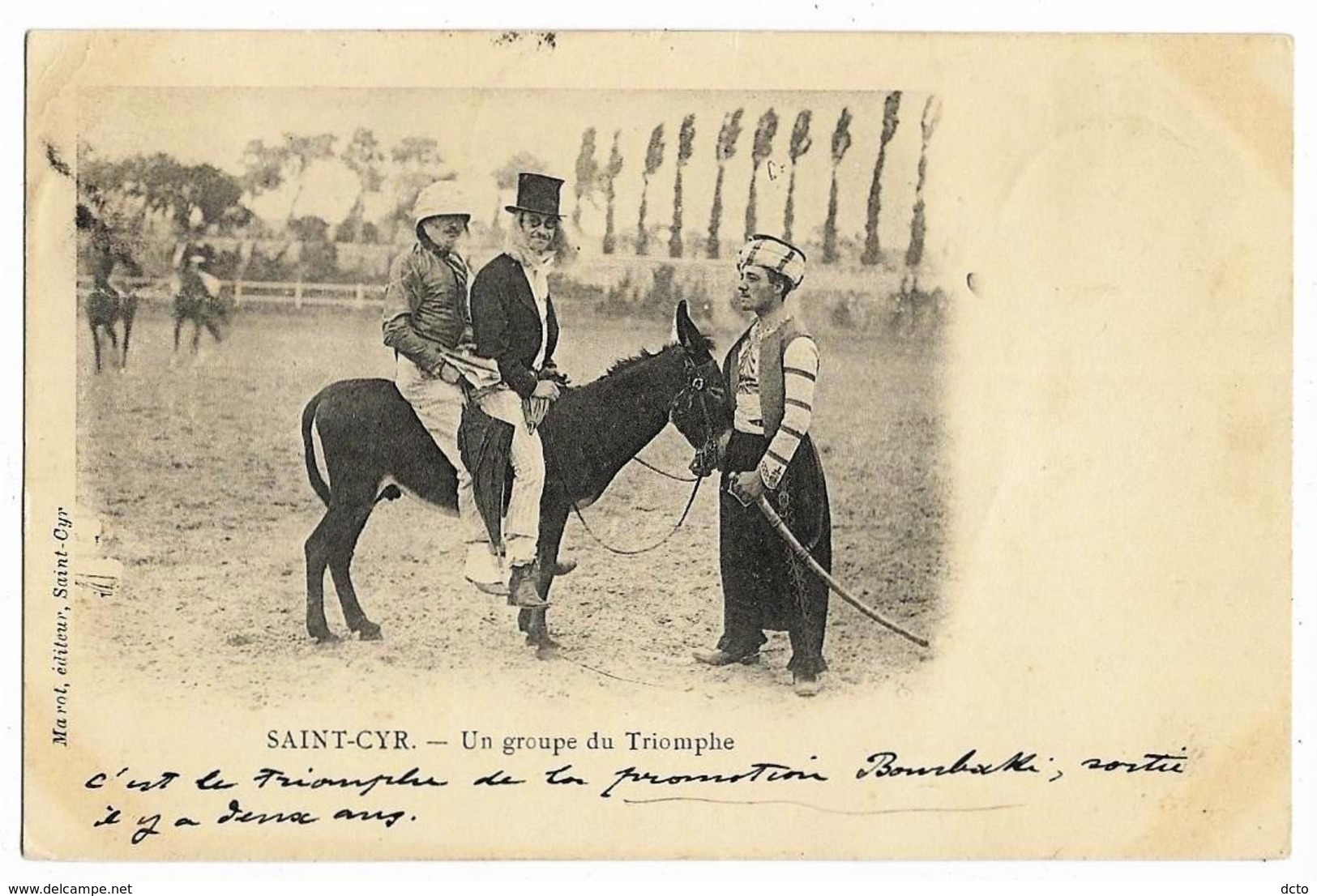 SAINT-CYR Groupe Du Triomphe Ed. Marot "C'est Le Triomphe De La Promotion Bourbaki, Sortie Il Y A Deux Ans" Envoi 1901 - St. Cyr L'Ecole