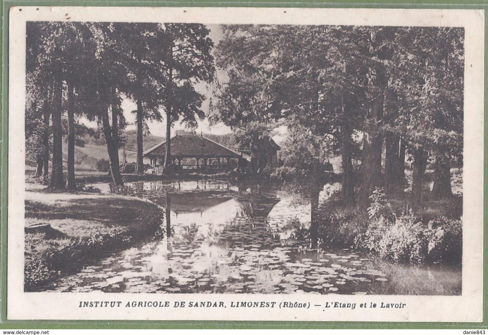 CPA Peu Courante- RHONE - LIMONEST - INSTITUT AGRICOLE DE SANDAR - L'ÉTANG & LE LAVOIR - éditions Burny - Limonest