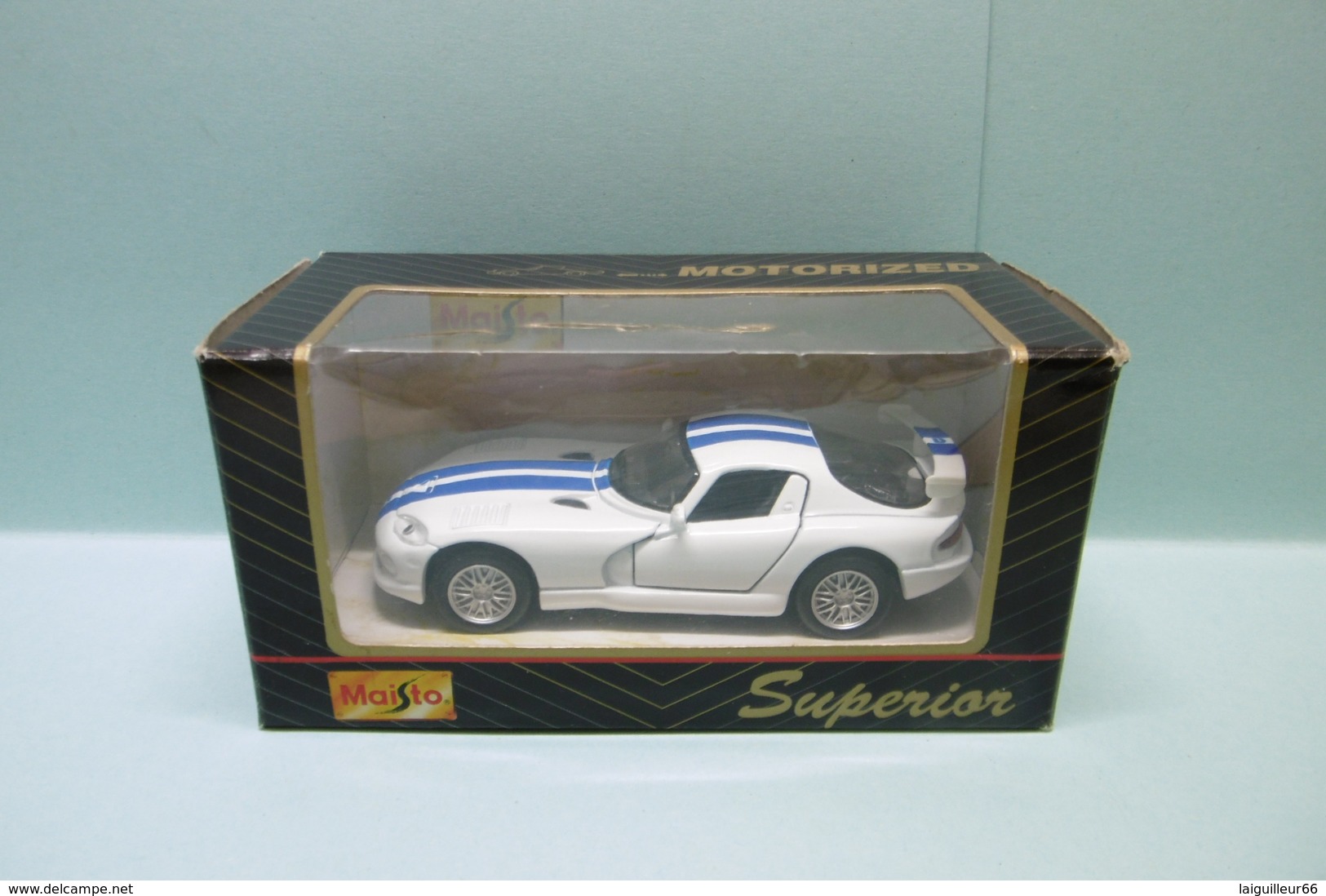 Maisto Superior - DODGE VIPER GTS-R Coupé Blanc BO 1/43 - Maisto