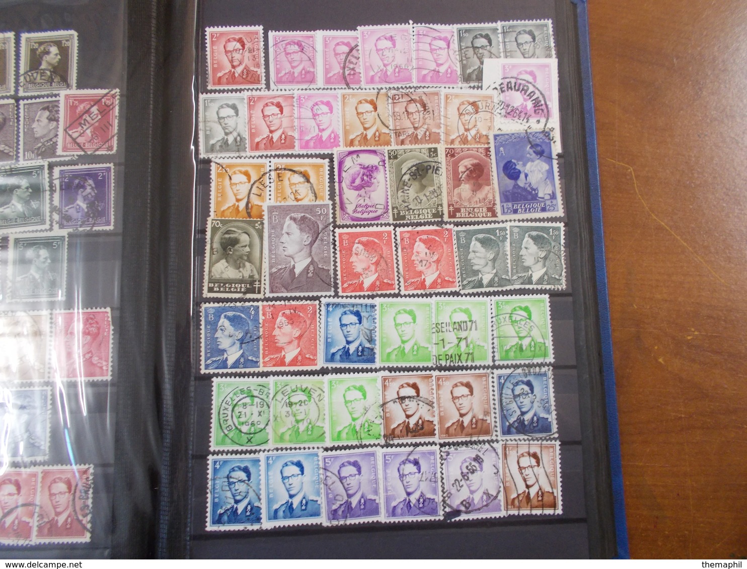 lot n° 394 BELGIQUE un lot de 2 petits classeurs neufs et obl.        . no paypal