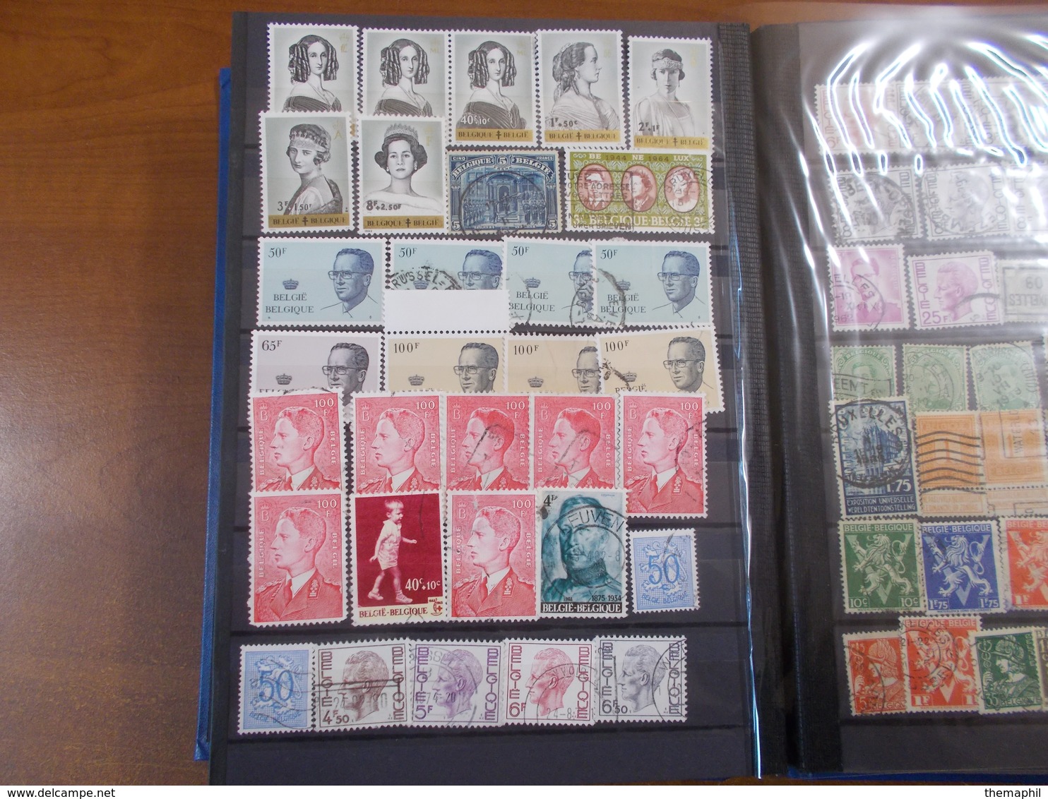 lot n° 394 BELGIQUE un lot de 2 petits classeurs neufs et obl.        . no paypal