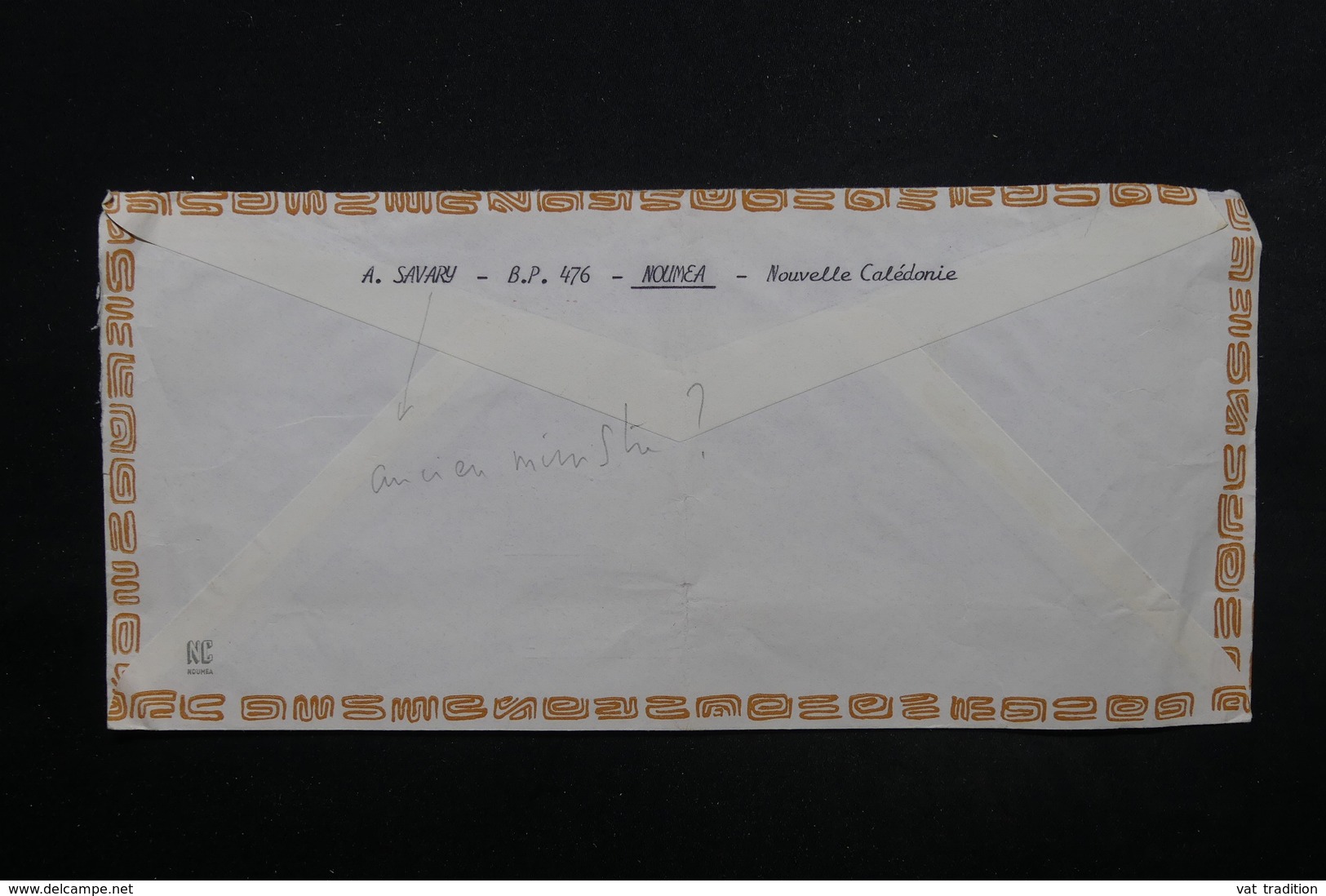 NOUVELLE CALÉDONIE - Enveloppe De Nouméa Pour Paris En 1969 , Affranchissement Plaisant - L 24255 - Cartas & Documentos