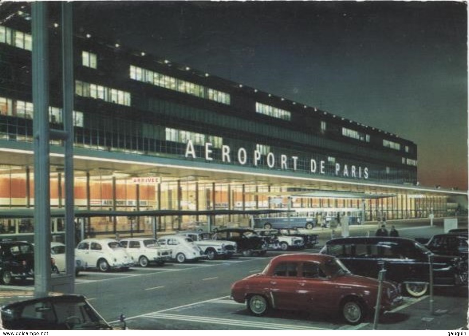 CPM - AEROPORT De PARIS - ORLY - L'entrée De L'aérogare (parking Voitures) - Edition PI - Aérodromes