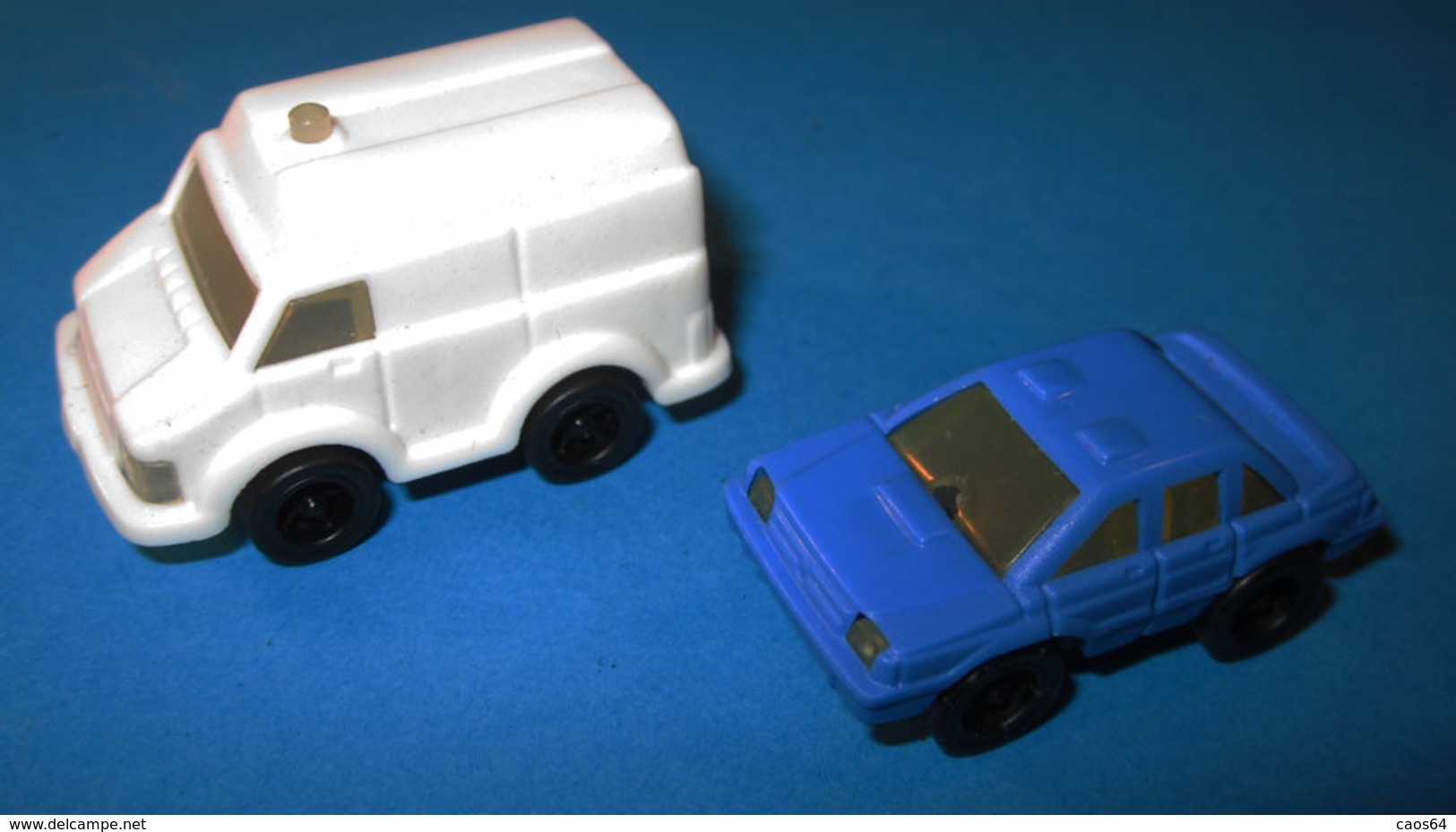 KINDER FERRERO AUTO BLU CON FURGONE DI SOCCORSO BIANCO K 94 N 30 - Montabili