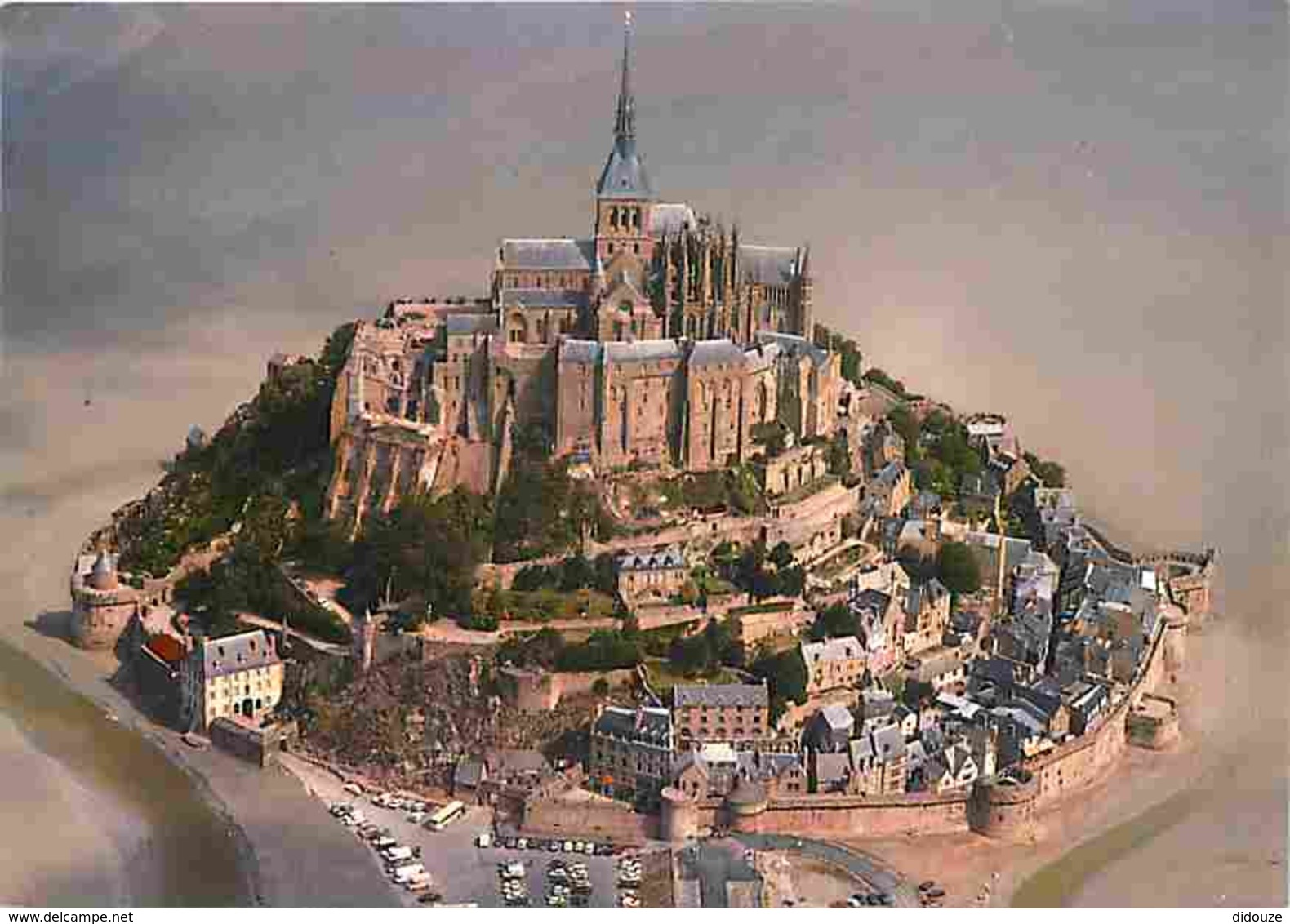 50 - Le Mont Saint Michel - Vue Générale Aérienne - Voir Scans Recto-Verso - Le Mont Saint Michel