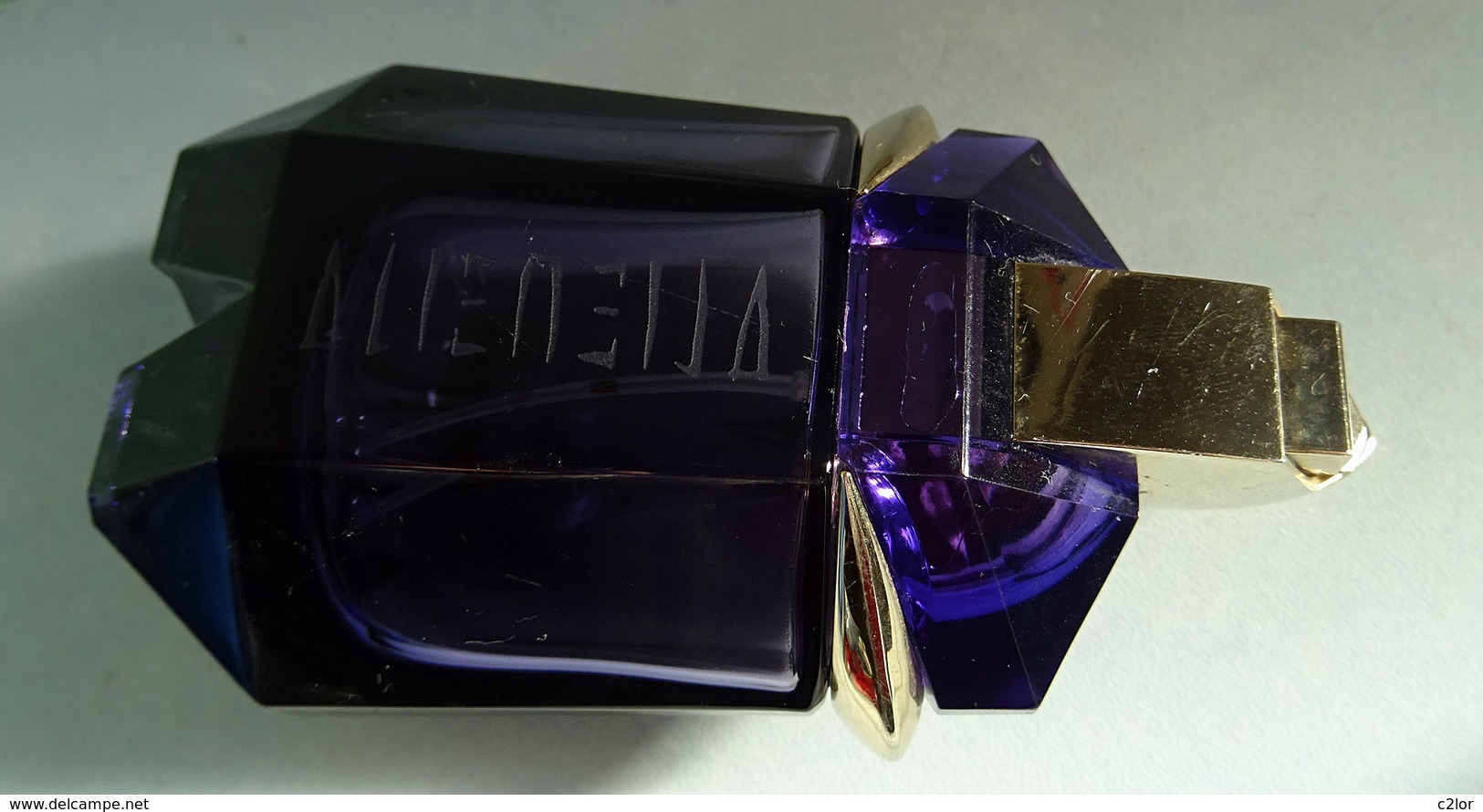 Flacon Spray   "ALIEN"  De THIERRY MUGLER  VIDE   Eau De Parfum 30 Ml - Flacons (vides)