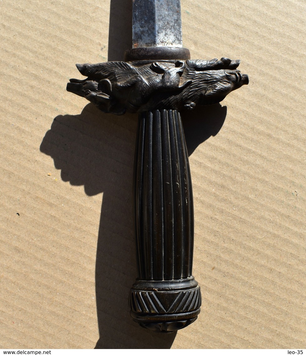 Ancienne Dague De Chasse Garde à Tête De Sanglier Et De Chien Manche En Corne – Vers 1850 - Armes Blanches