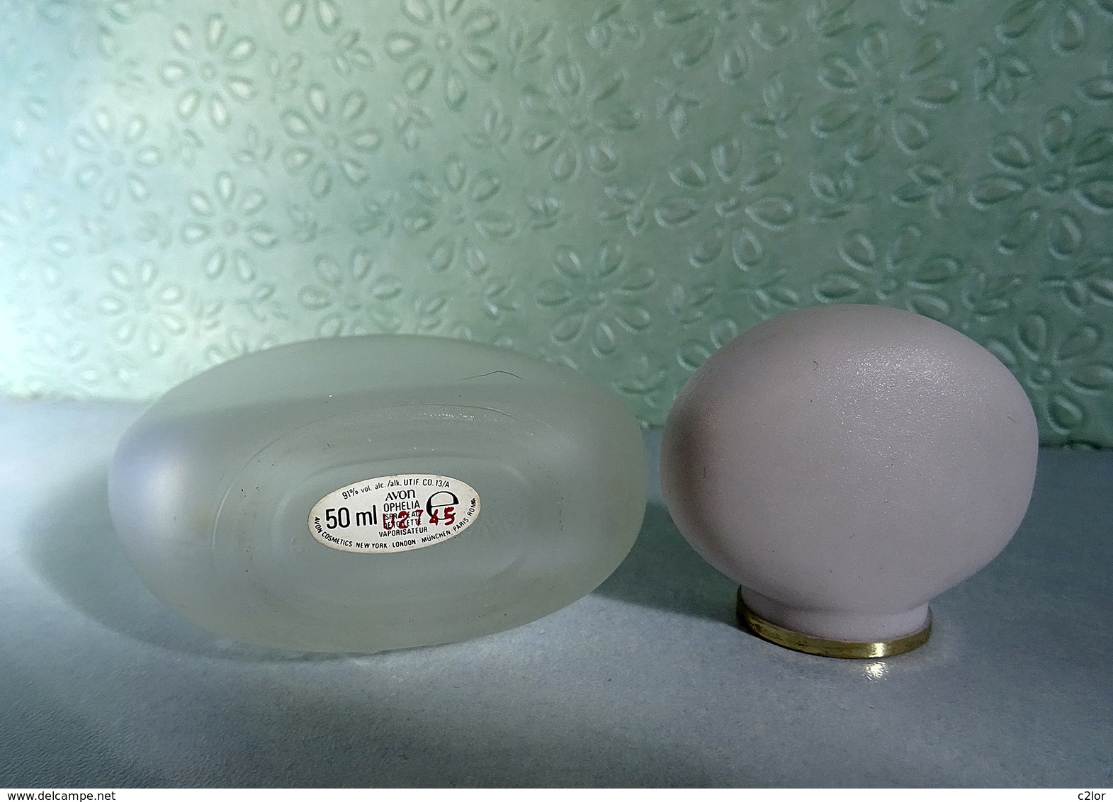 Beau Flacon Spray  "OPHELIA "  De AVON  Eau De Toilette 50 Ml VIDE - Flakons (leer)