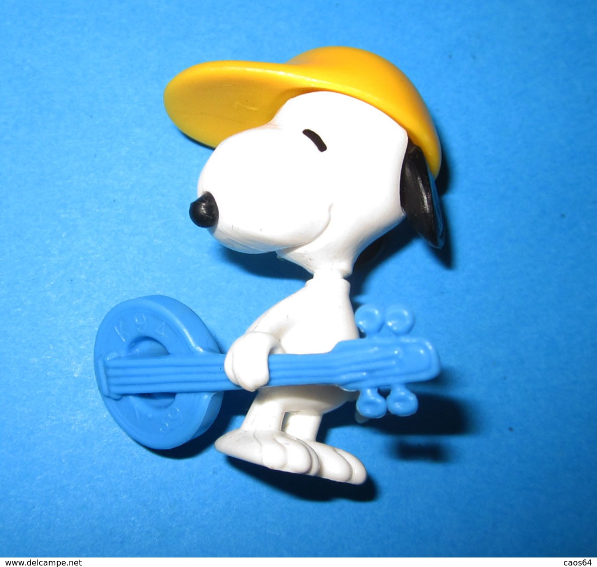 K94 N 39 PEANUTS SNOOPY KINDER Ferrero - Cartoons