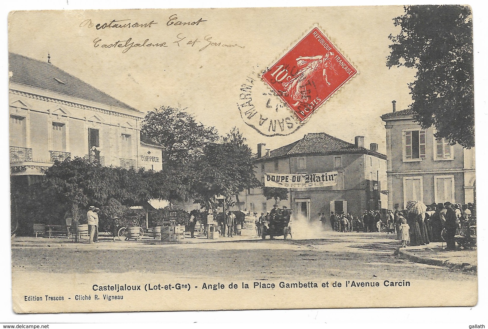 47-CASTELJALOUX-Angle De La Place Gambetta Et Avenue Carcin...1909 Course De Voitures... Animé (léger Défaut) - Casteljaloux