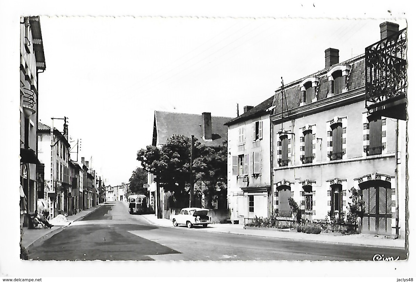 COMBRONDE  (cpsm 63)   Route De Montluçon    -  L 1 - Combronde