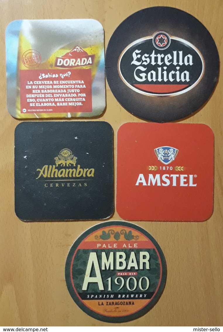 LOTE DE 5 POSAVASOS. - Portavasos