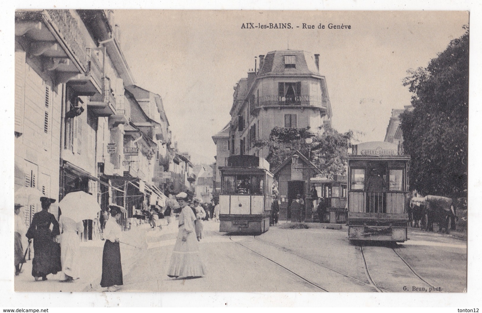 Carte Postale Aix Les Bains Rue De Genéve - Aix Les Bains