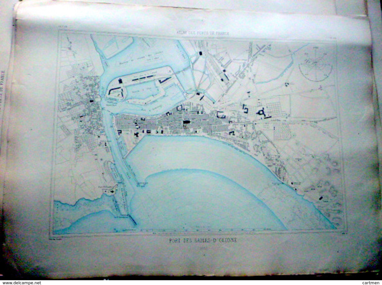 85 LES SABLES D'OLONNE PLAN DU PORT ET DE LA VILLE  EN 1883   DE L'ATLAS DES PORTS DE FRANCE 49 X 67 Cm - Nautical Charts