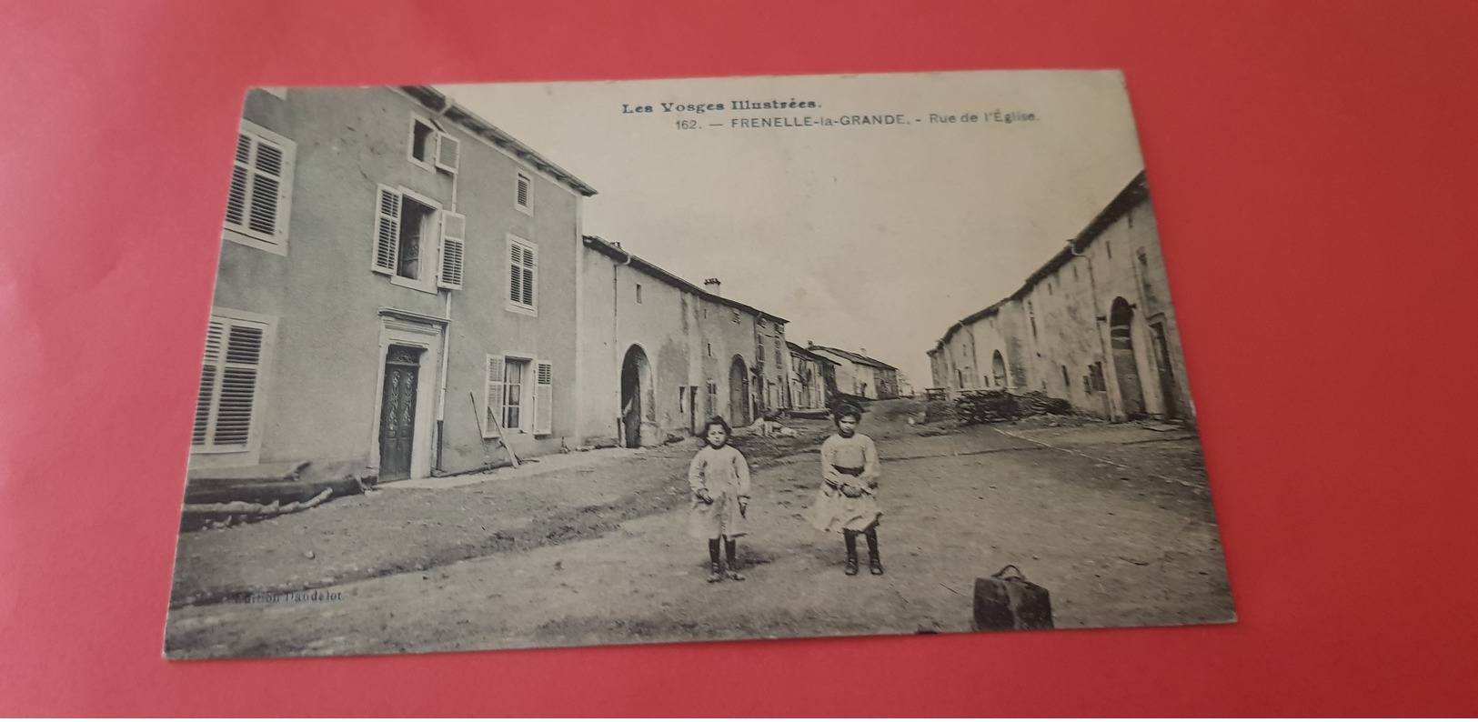 FRENELLE-LA-GRANDE Petit Village  "Rue De L'Eglise" - Altri & Non Classificati