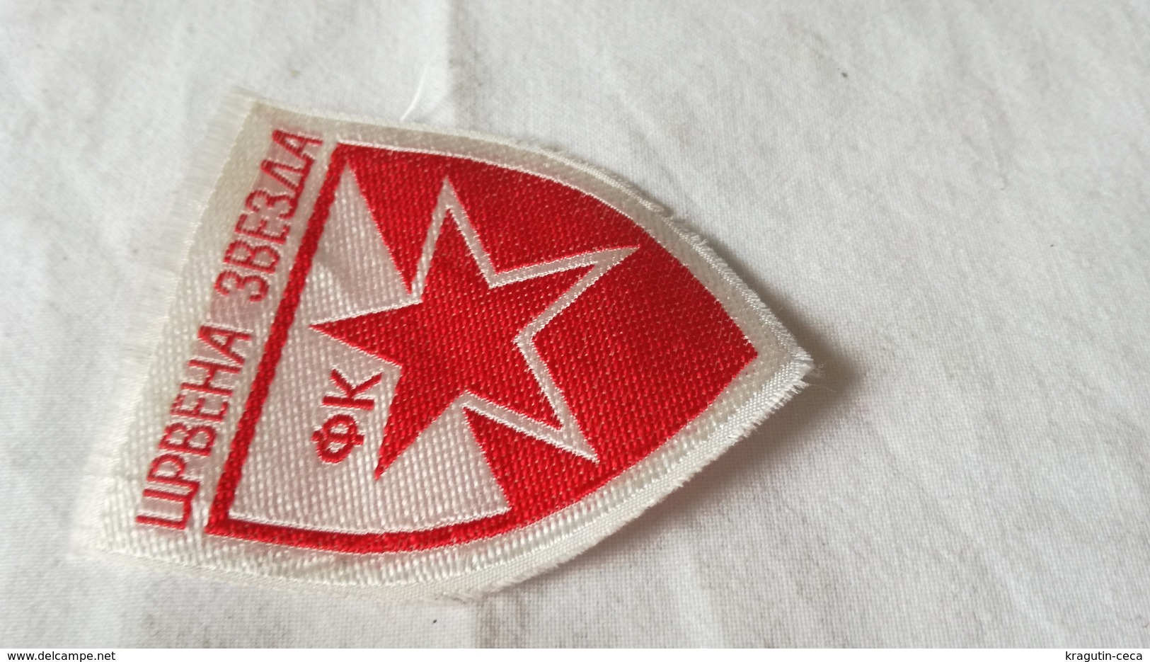 RED STAR CRVENA ZVEZDA EX YUGOSLAVIA SERBIA FOOTBALL CLUB PATCH SPORT EMBLEM Flicken YOUGOSLAVIA SERBIE EMBLÈME Insignia - Bekleidung, Souvenirs Und Sonstige