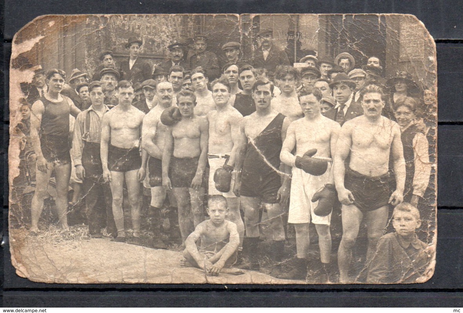 Boxe - Magnifique Carte Photo D'un Groupe De Boxeurs . France - Boxing