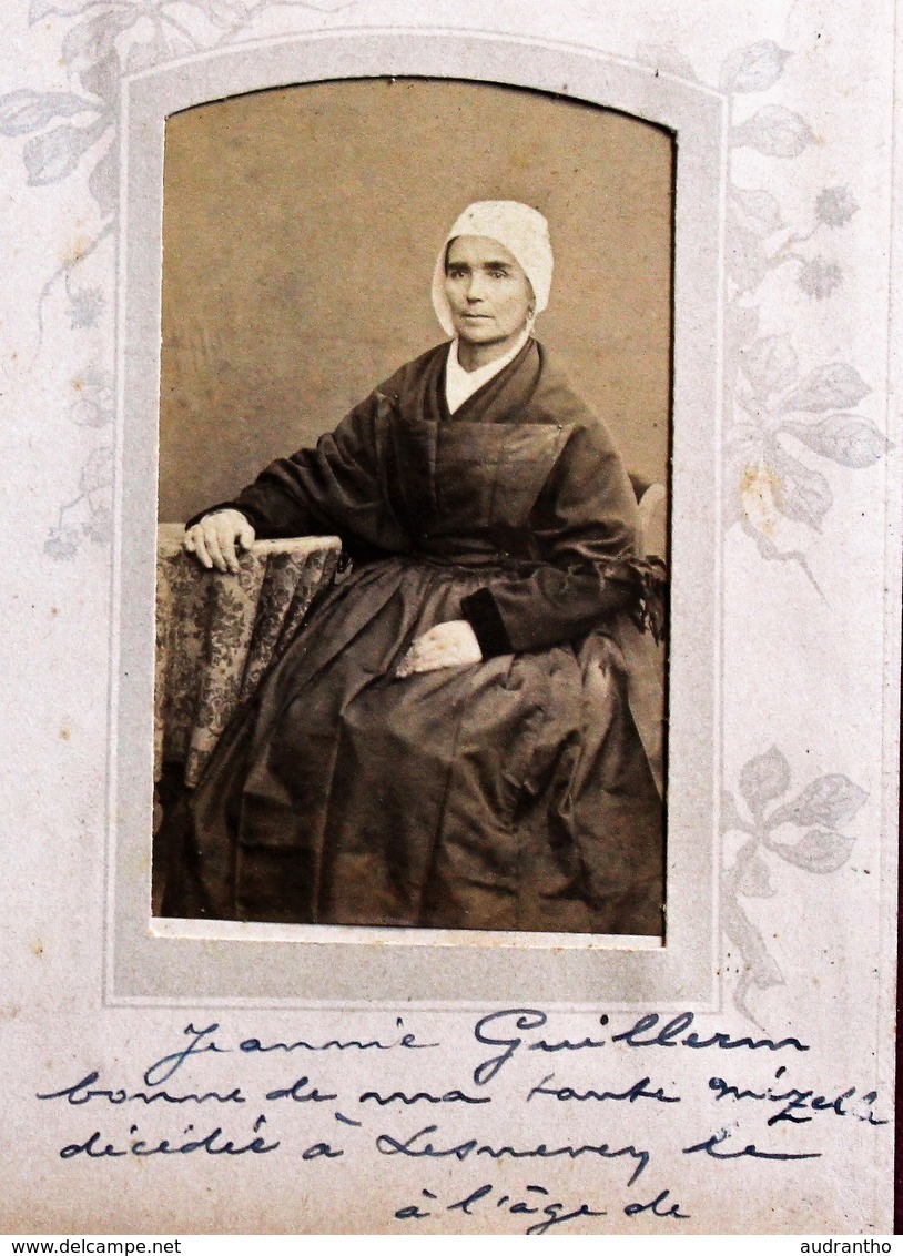 Ancienne Photo CDV Bonne Jeanne Guillerm Lesneven Coiffe Bretonne Femme De Maison Jouan Photographe - Personnes Identifiées