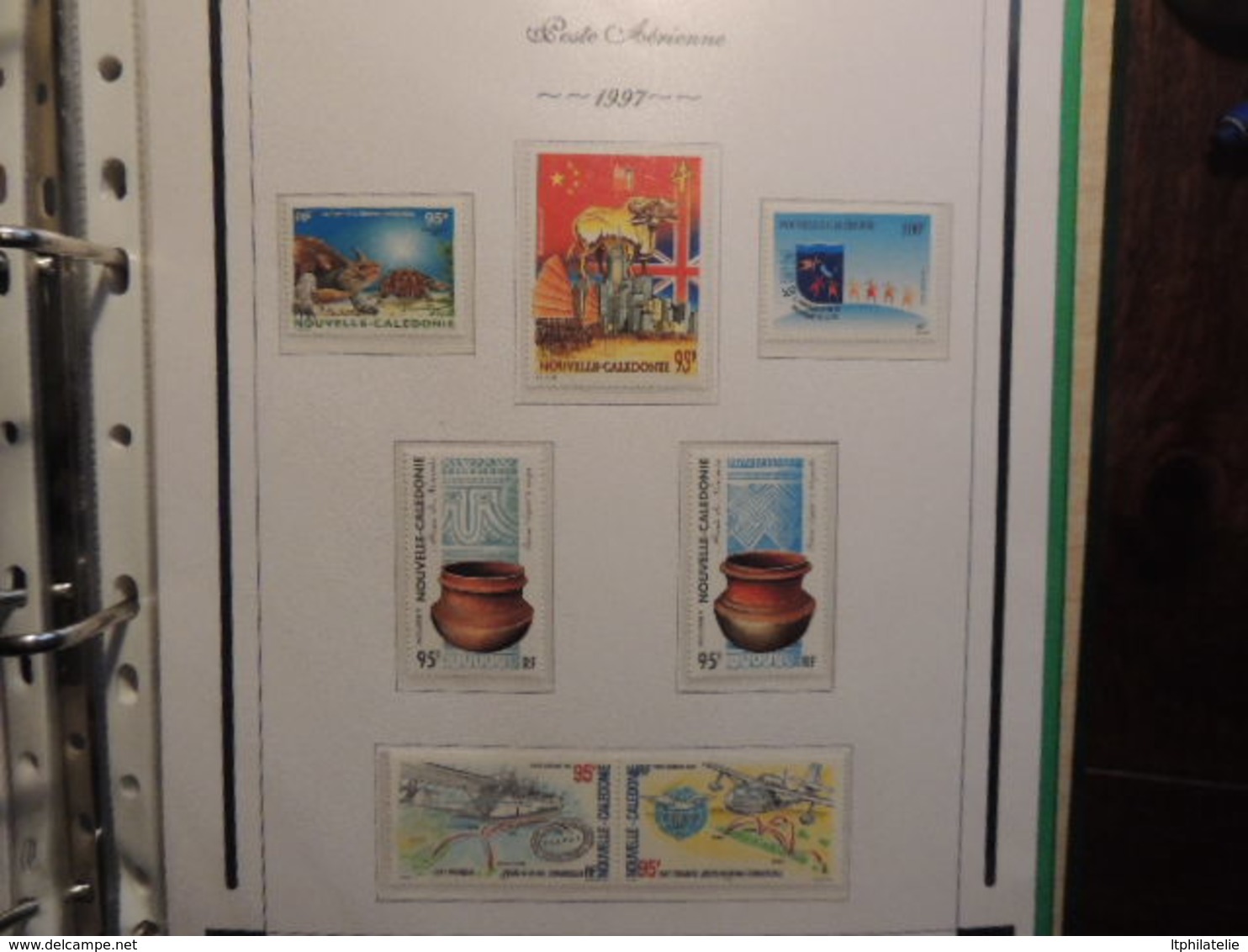 *AFFAIRE *  NOUVELLE CALEDONIE  1997 A 2005  PRESENTATION PARFAITE  TIMBRES  BLOCS  BEL ENSEMBLE FORTE FACIALE