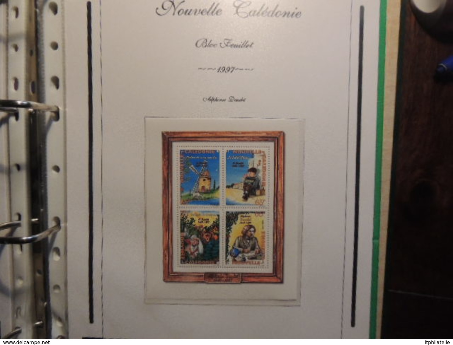 *AFFAIRE *  NOUVELLE CALEDONIE  1997 A 2005  PRESENTATION PARFAITE  TIMBRES  BLOCS  BEL ENSEMBLE FORTE FACIALE