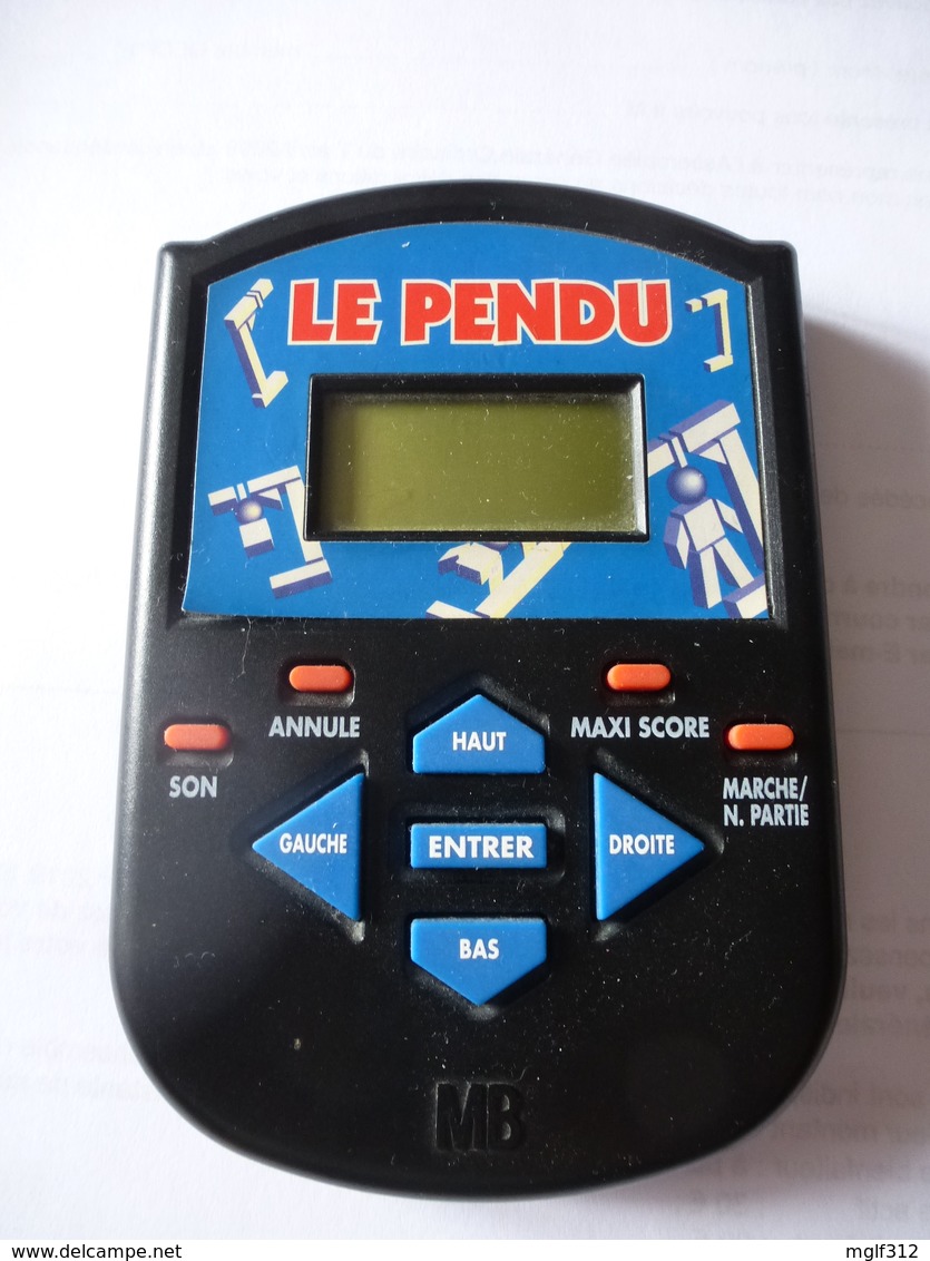 JEU ELECTRONIQUE MB "Le Pendu" 1996 - Voir Détails Et Scans - Autres & Non Classés