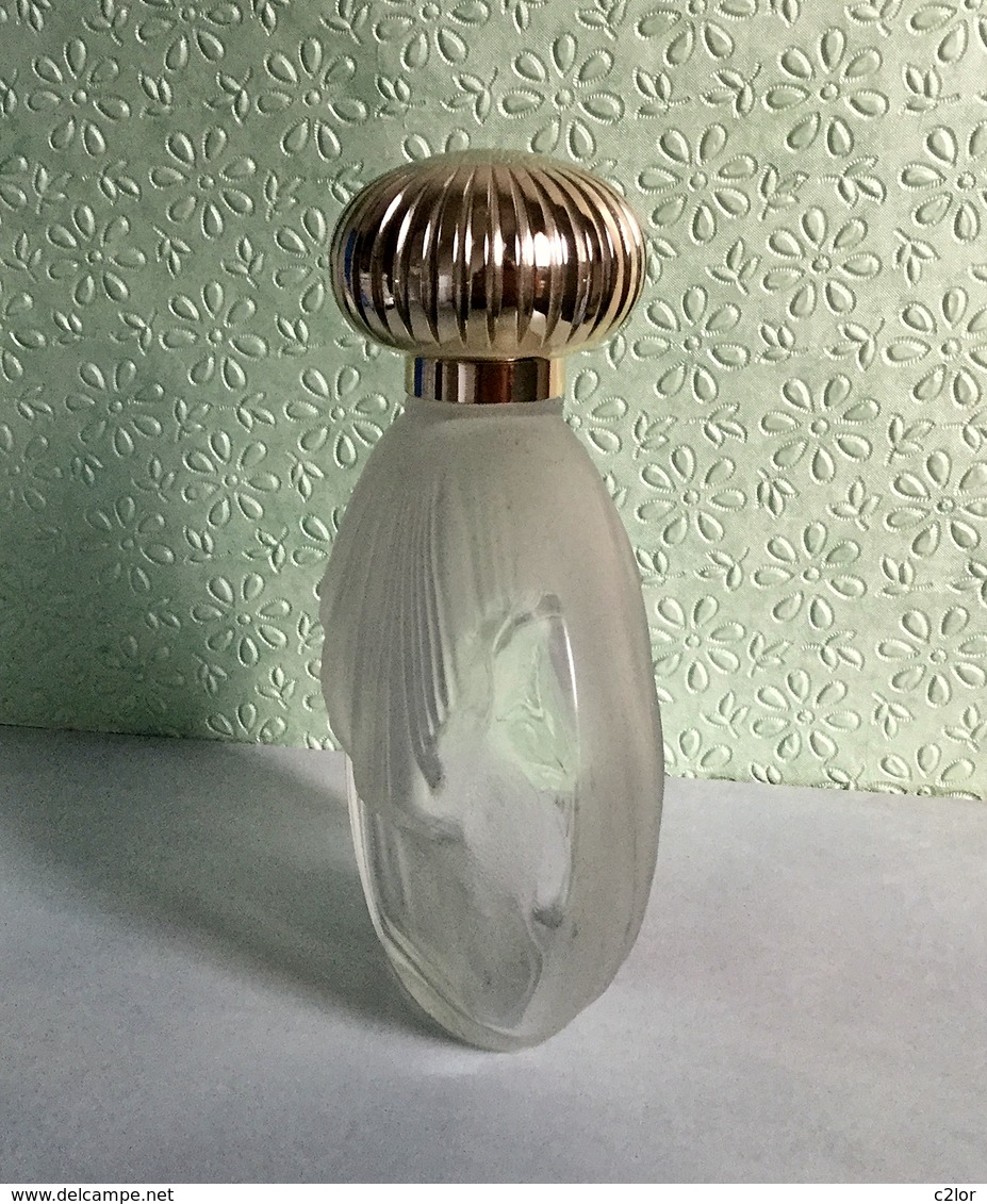 Ancien Flacon Rechargeable "NINA" De NINA RICCI Signé  LALIQUE  EDT  200 Ml   VIDE Pour Collection (pas Vapo) - Flacons (vides)