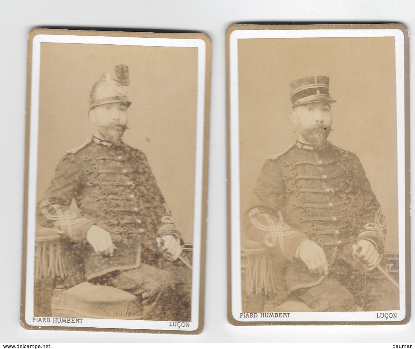 2 Photos Commandant  , Avec Casque Et Képi , LUÇON , PHOTO PIARD HUMBERT - Guerre, Militaire