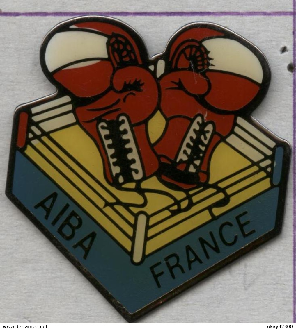 Pin's Association Internationale De Boxe Amateur AIBA France Boxing - Boxe