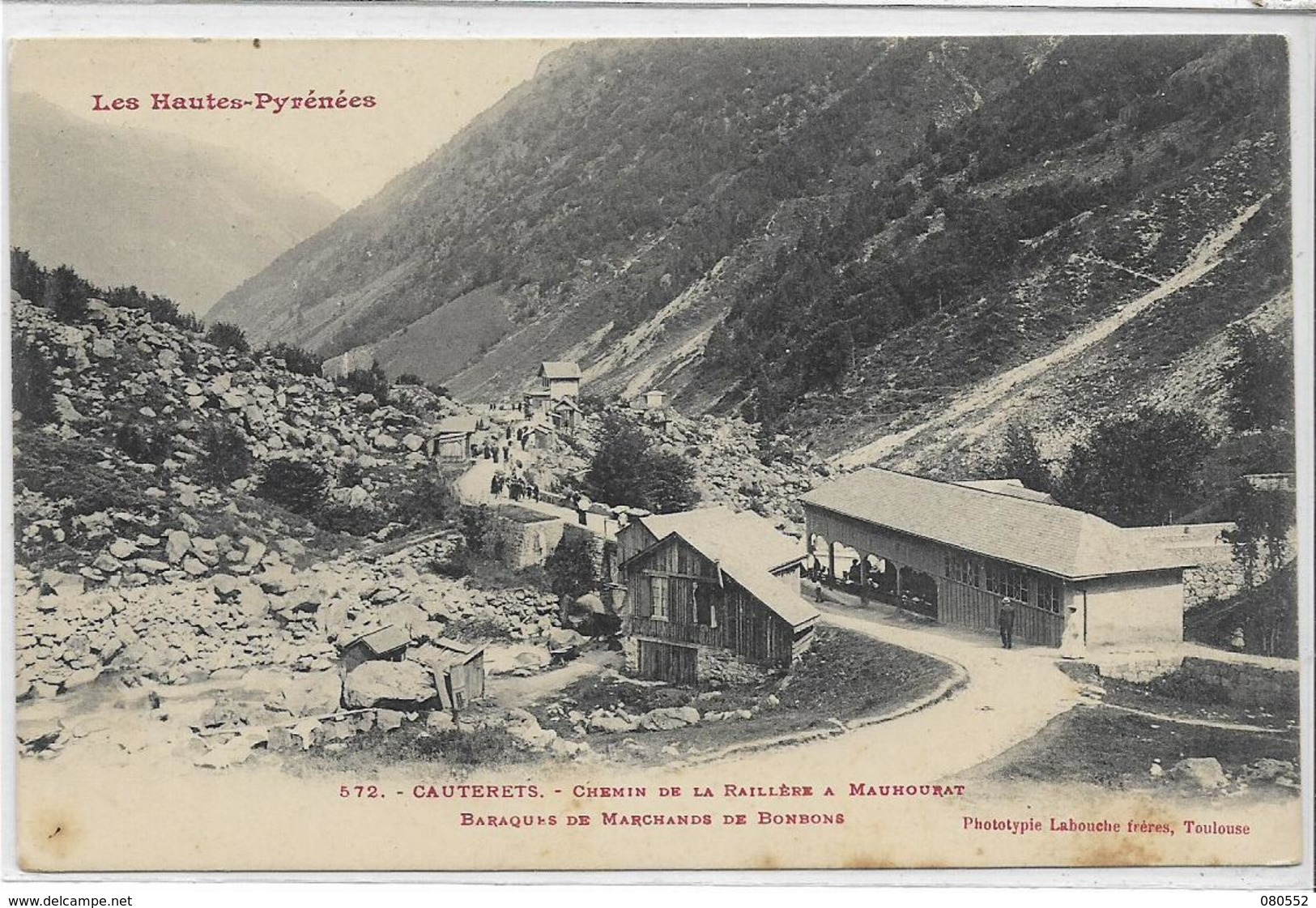 65 LOT 4 de 8 belles cartes des Hautes-Pyrénées  , état extra