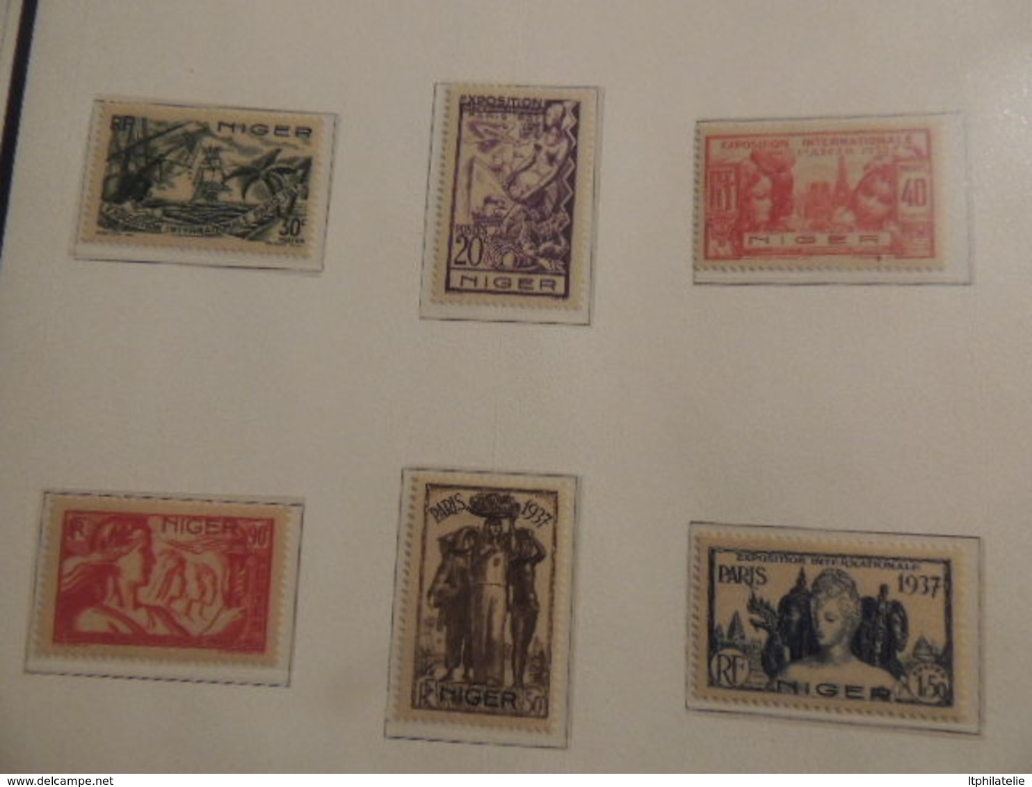 *AFFAIRE * COLONIES FRANCAISE   BELLE PRESENTATION NEUFS TIMBRES  BLOCS ETAT PARFAIT    FEUILLETS EXPO 1937    32PHOTOS - Collections (en Albums)