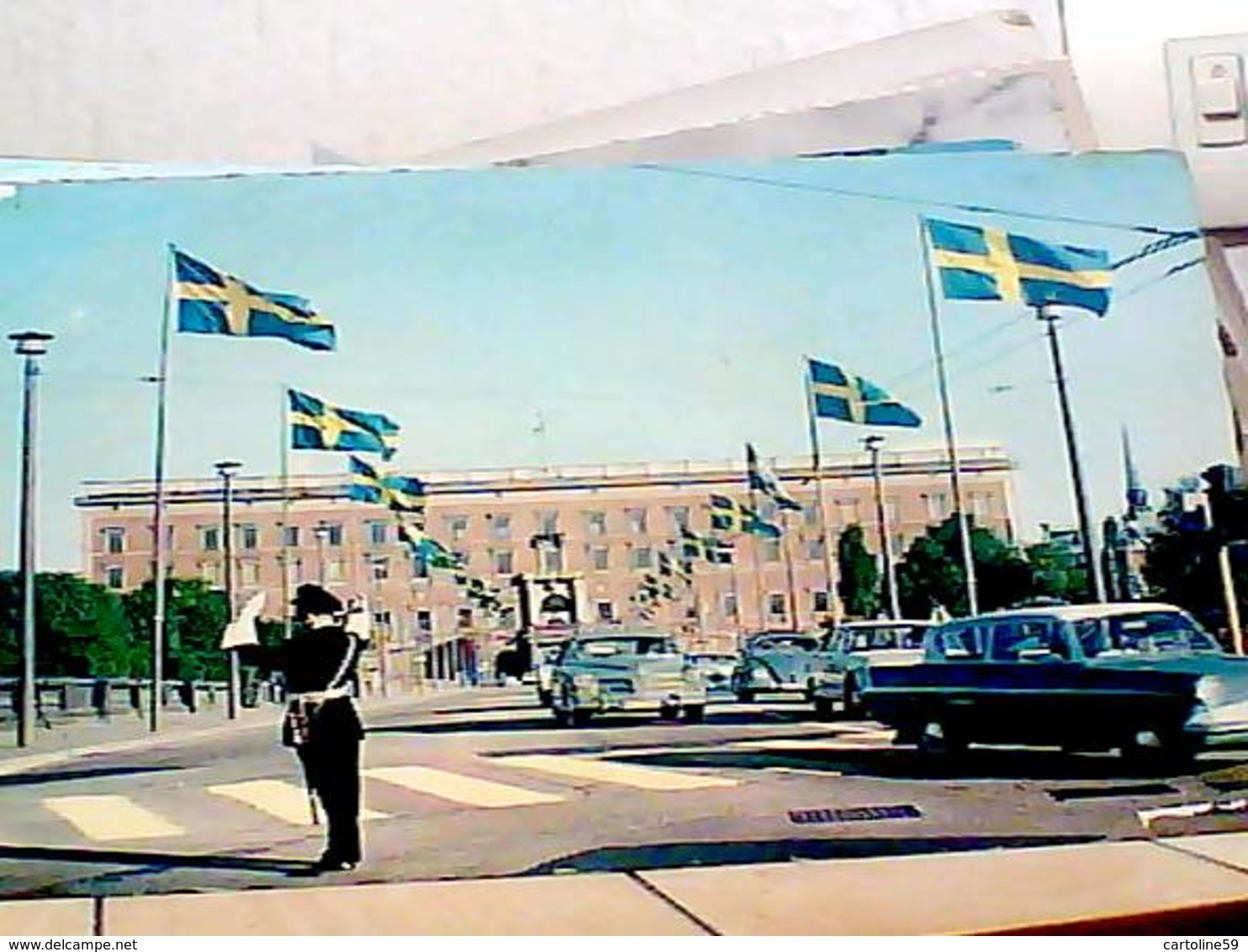 SUEDE SWEDEN Stockholm - KUNGL SLOTTET FRAN  NORRBRO ROYAL PALACE VIGILE  AUTO  CAR   V1964 HA8332 - Svezia