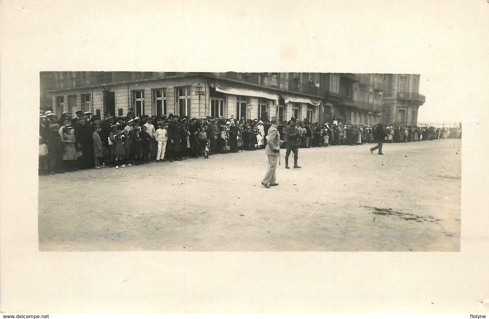 Le Tréport - 19 cartes photos - Délégation des Officiers français à l'enterrement du Capitaine Heath 1916 + autres !!!