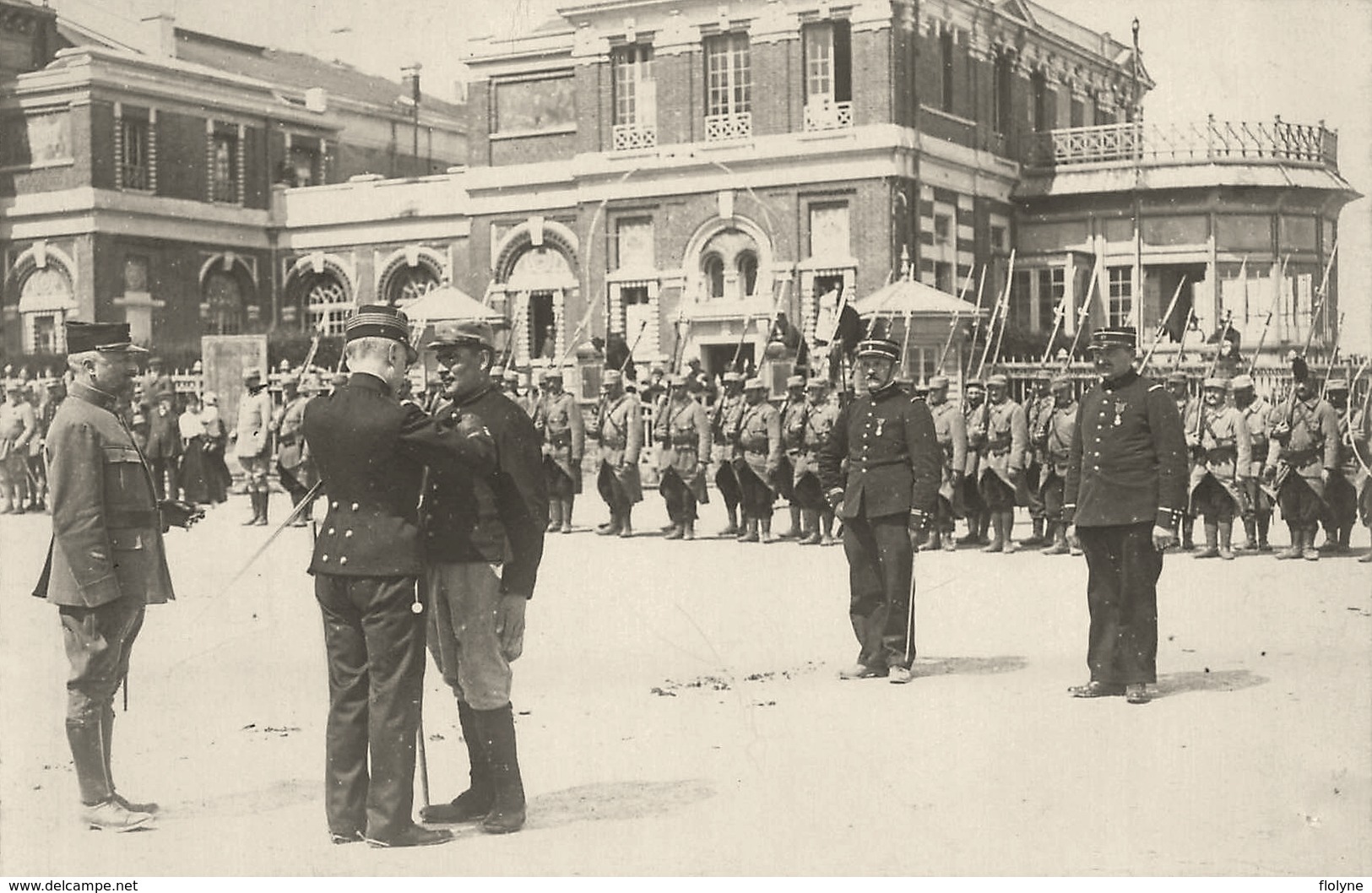 Le Tréport - 19 cartes photos - Délégation des Officiers français à l'enterrement du Capitaine Heath 1916 + autres !!!