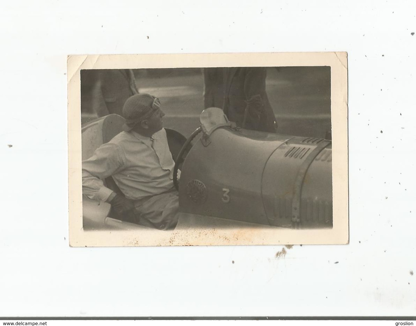PERPIGNAN LES PLATANES (66) CIRCUIT DU GRAND PRIX DE ROUSSILLON 1947 PHOTO DU PILOTE PHILIPPE ETANCELIN SUR DELAGE 3000 - Orte