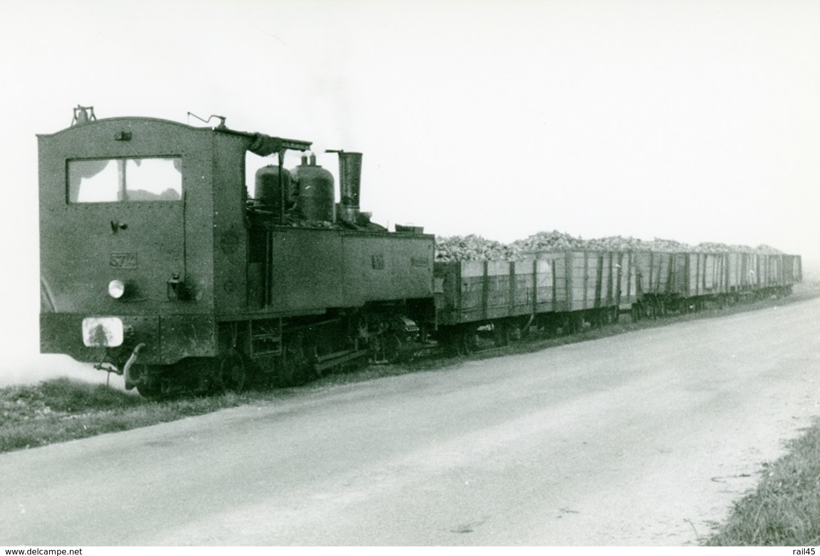 Entre Nangis Et Jouy-le-Châtel. Economiques De Seine-et-Marne. Train De Betteraves. Cliché Jacques Bazin. 26-10-1963 - Trains